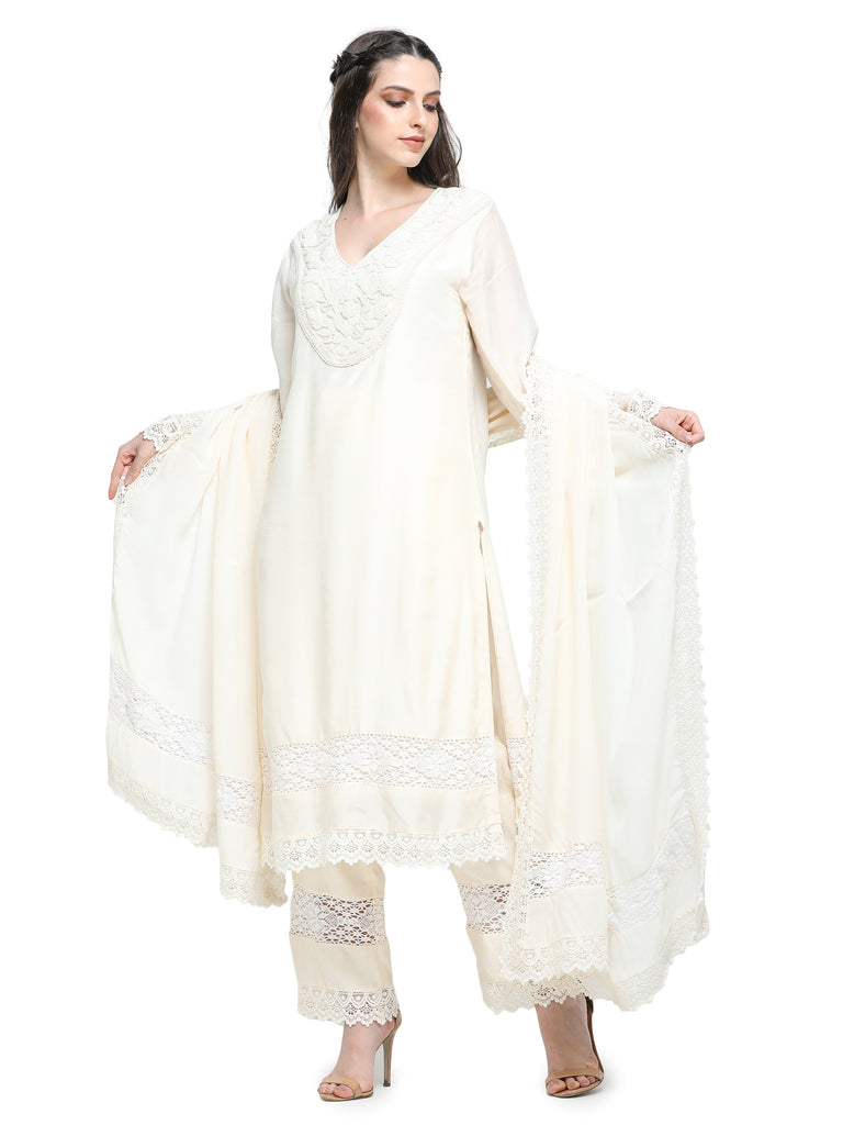 White mul pearl embroidered kurta with pants and dupatta
