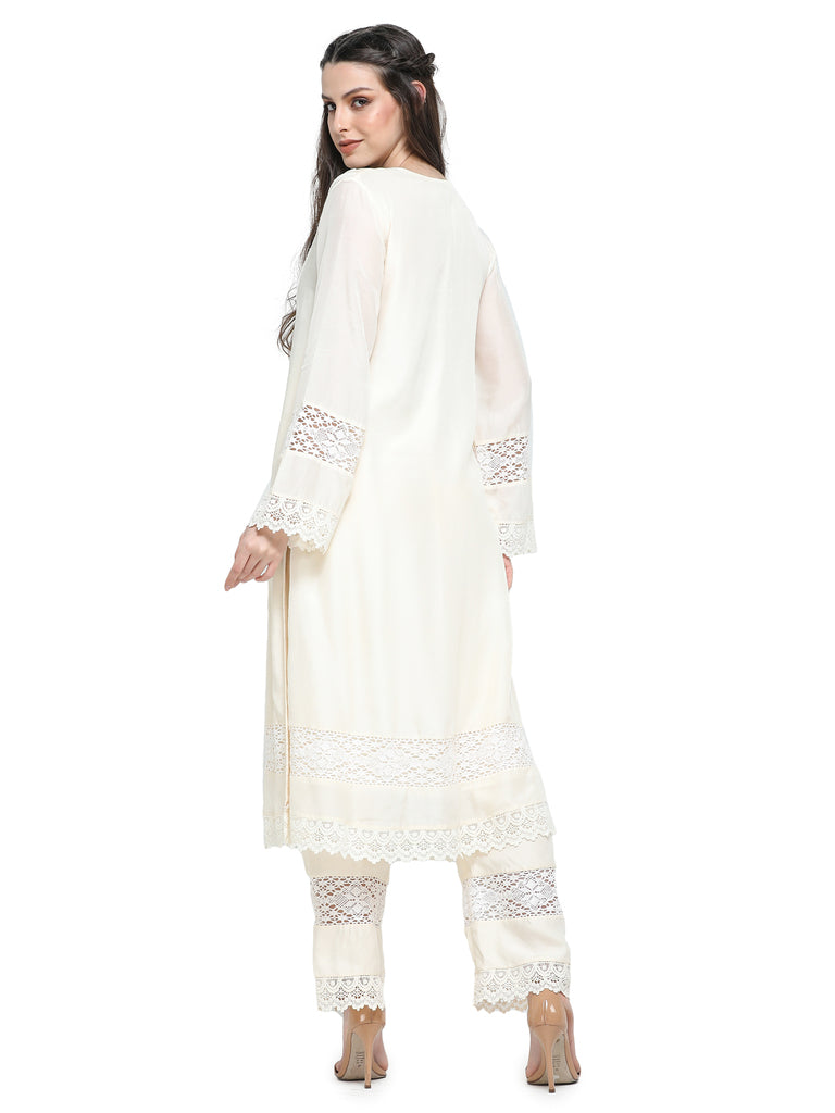 White mul pearl embroidered kurta with pants and dupatta