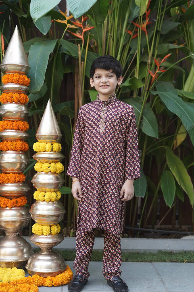 burgundy rose print kurta with pants