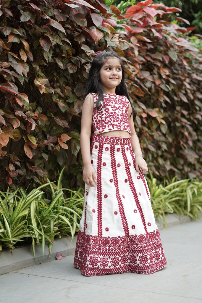 White and red mirrorwork lehanga with dupatta