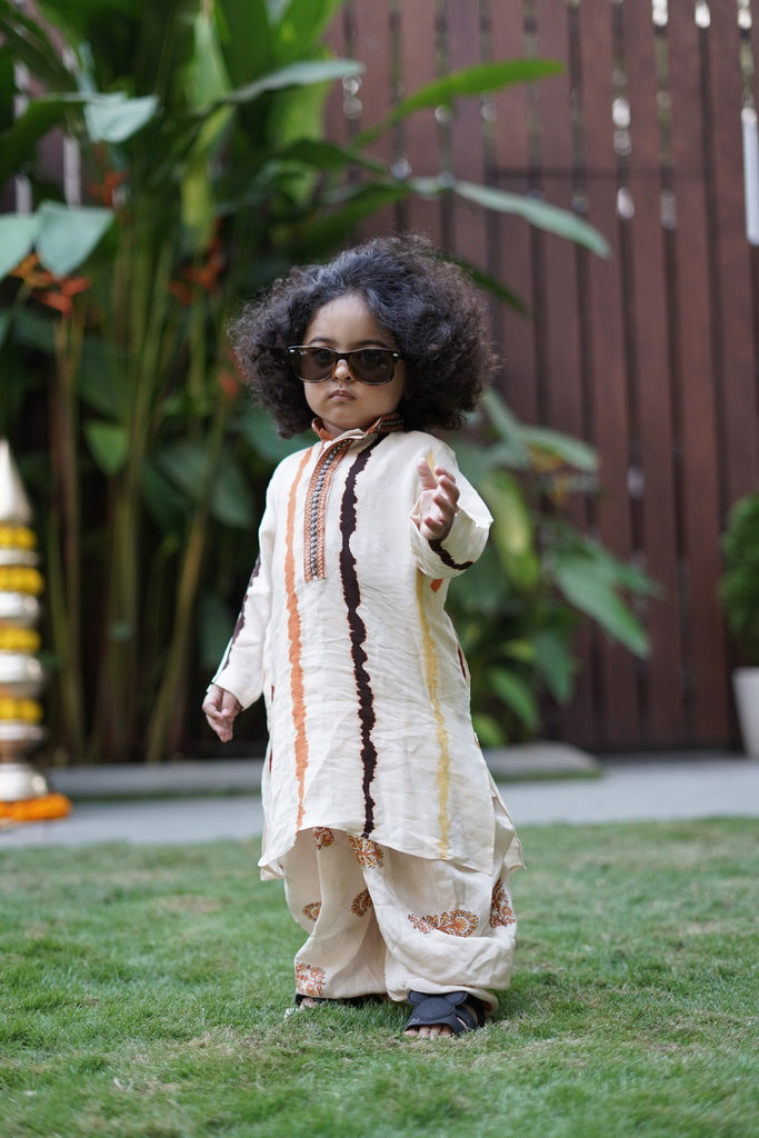 Bone leheriya embroidered kurta with block printed dhoti