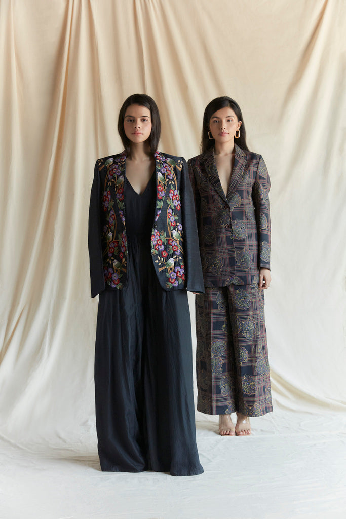 Black checks and paisley printed pant suit