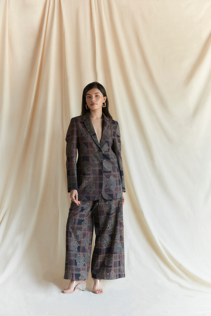 Black checks and paisley printed pant suit