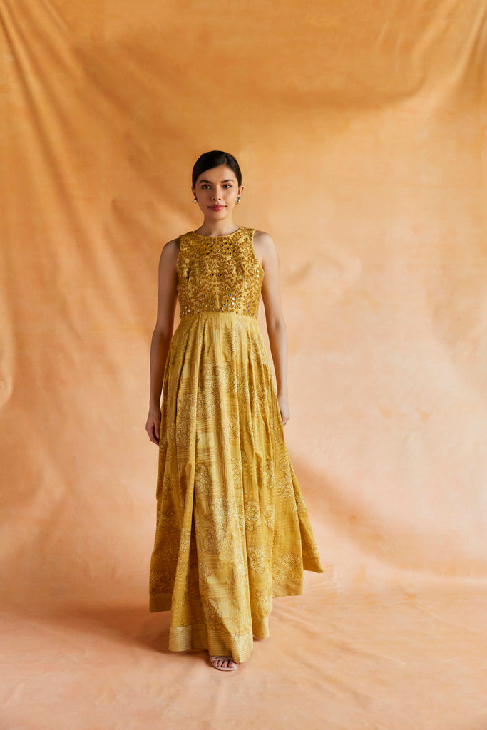 Yellow gold printed maxi with embroidered bodice
