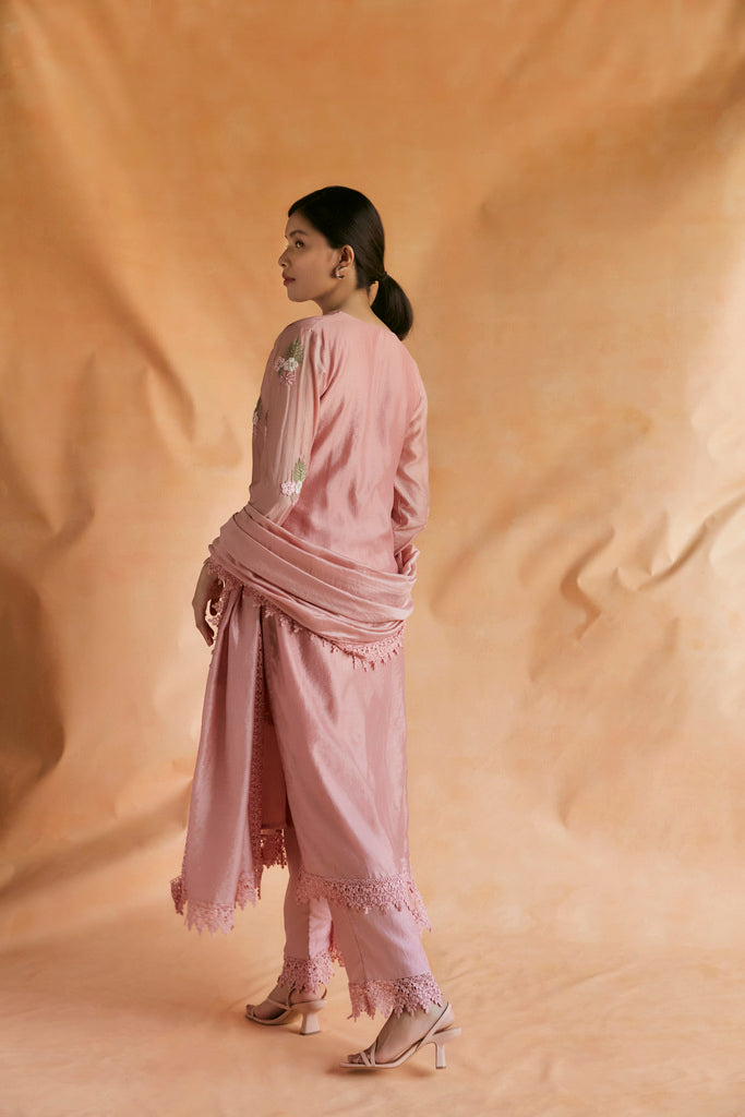 Salmon pink silk embroidered kurta with pants and dupatta