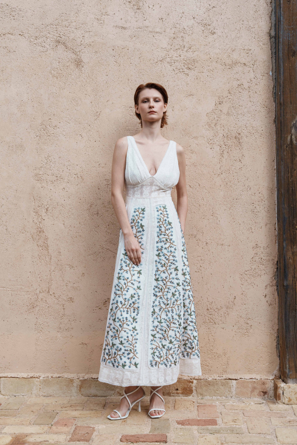 White lace embroidered midi dress