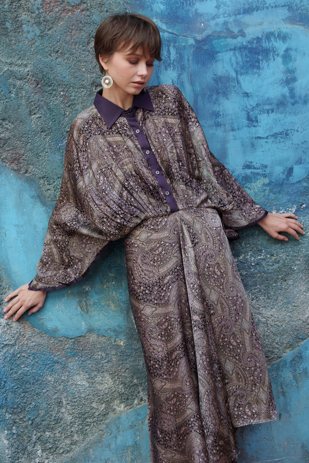 Black paisley satin printed kimono