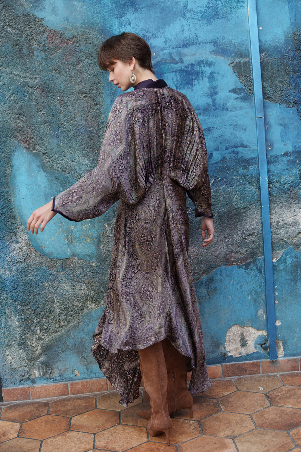 Black paisley satin printed kimono