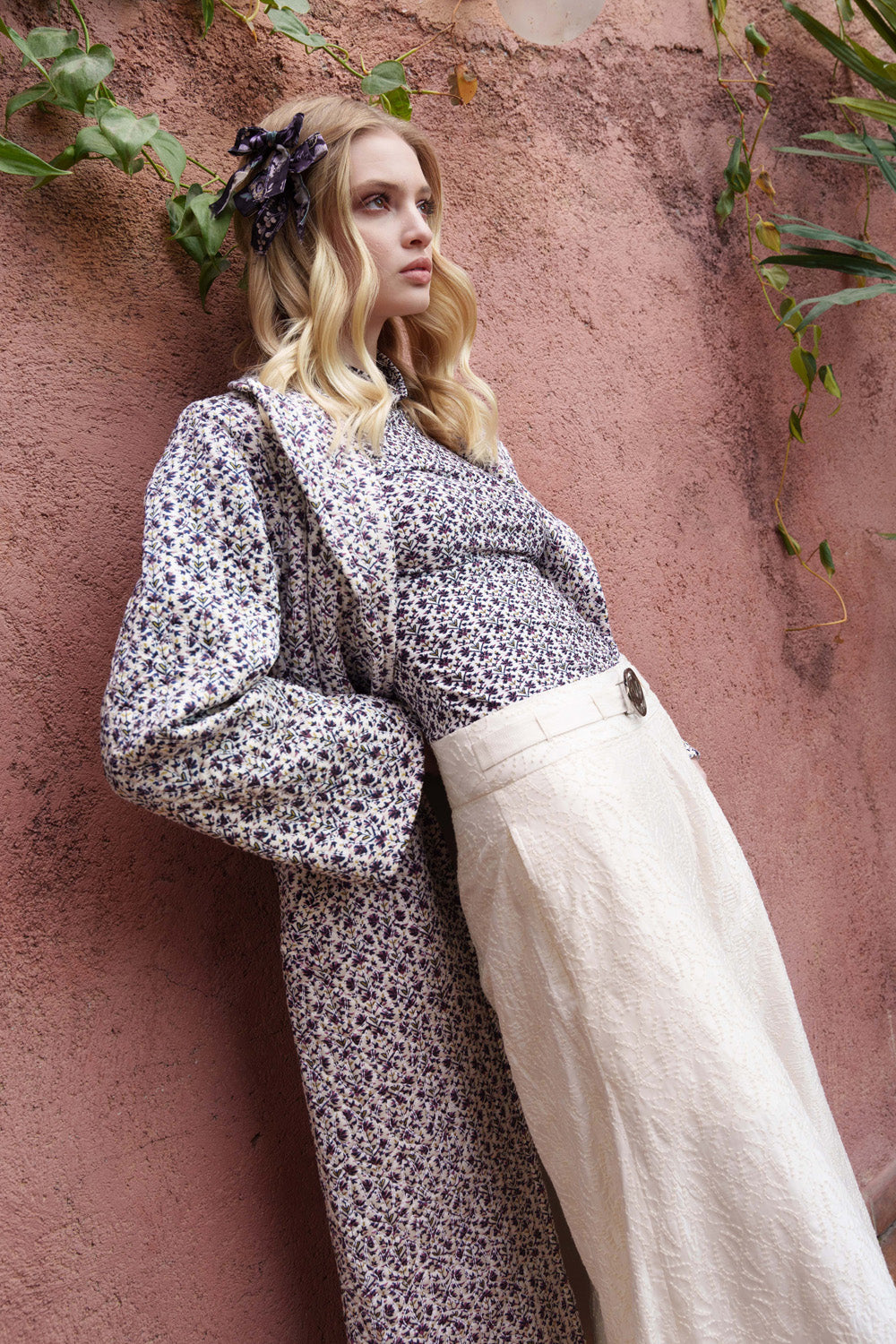 White knit printed turtle neck top