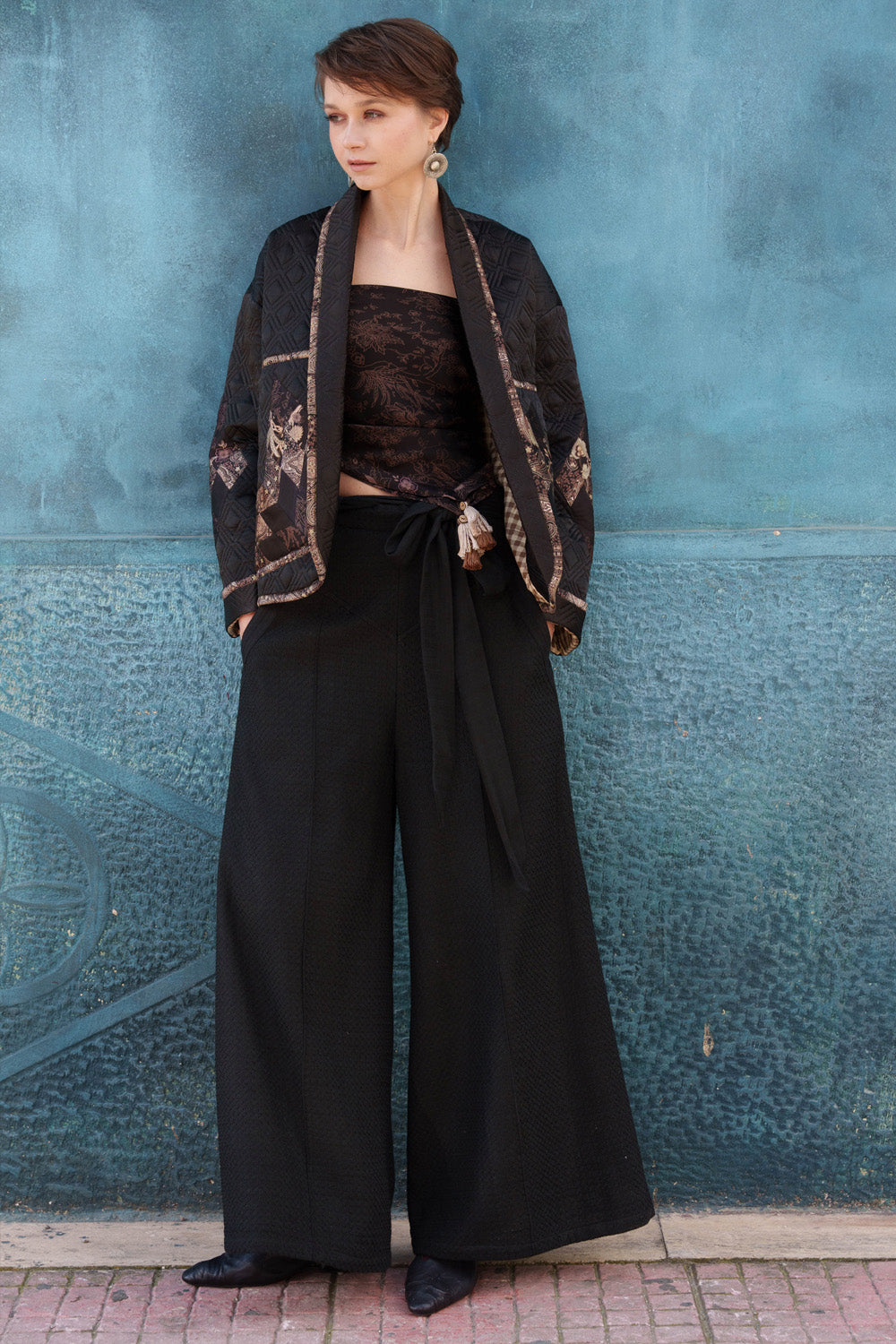 Black quilted applique crop kimono jacket