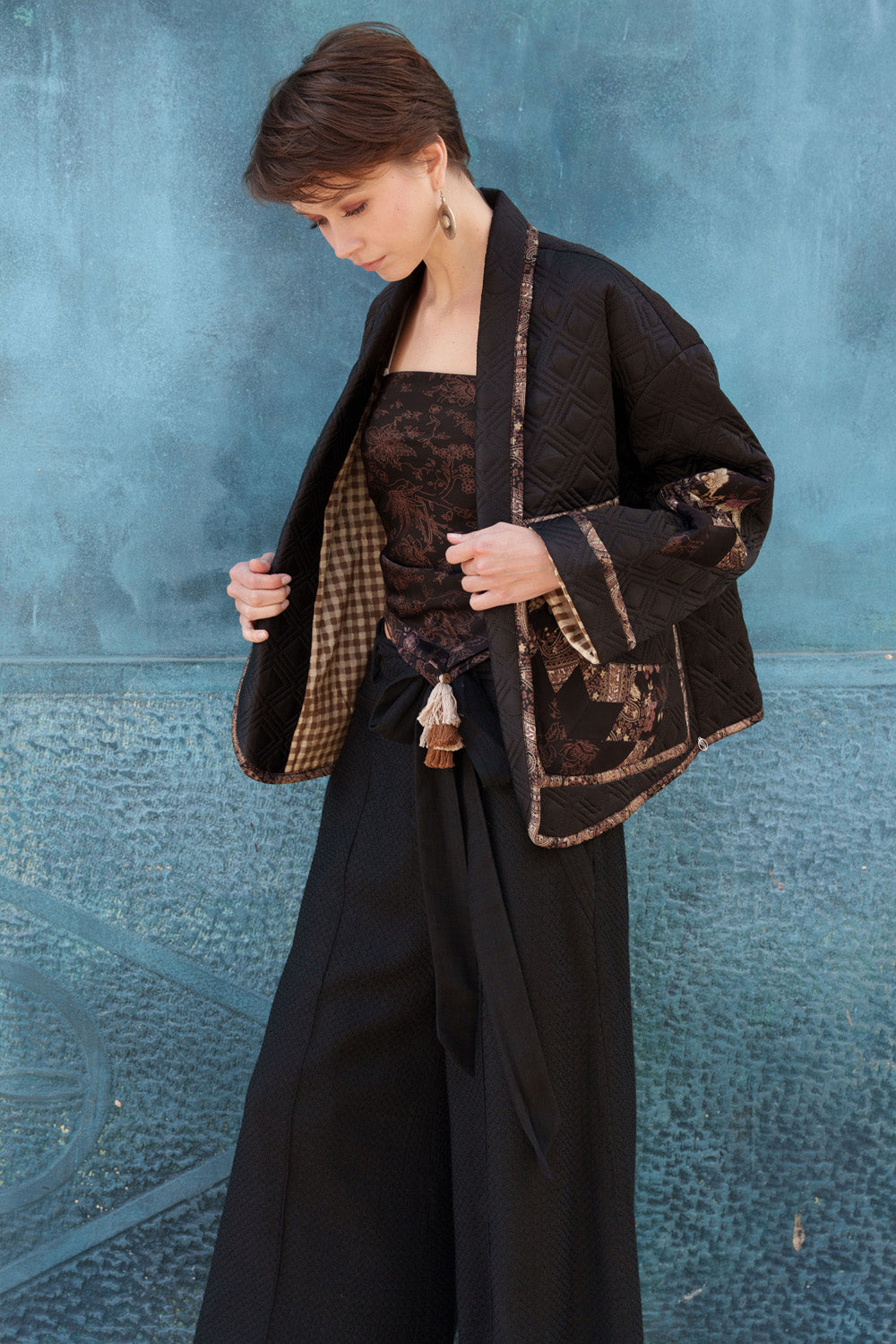 Black quilted applique crop kimono jacket