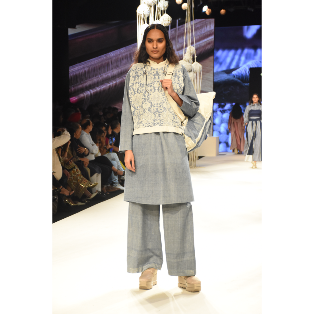 Greyish blue kurta with pants and printed vest