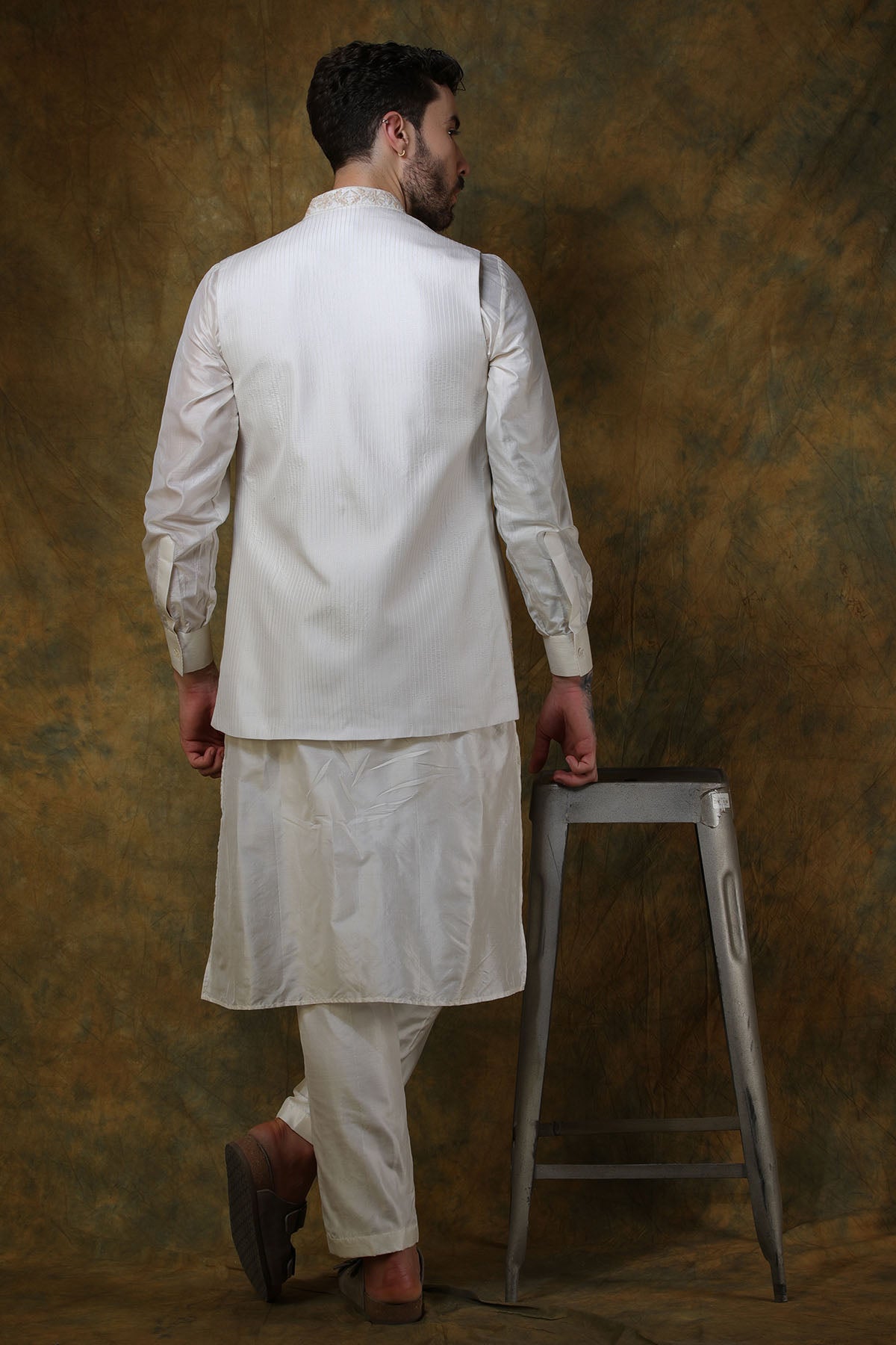 Bone Silk Floral Embroidered Bundi
