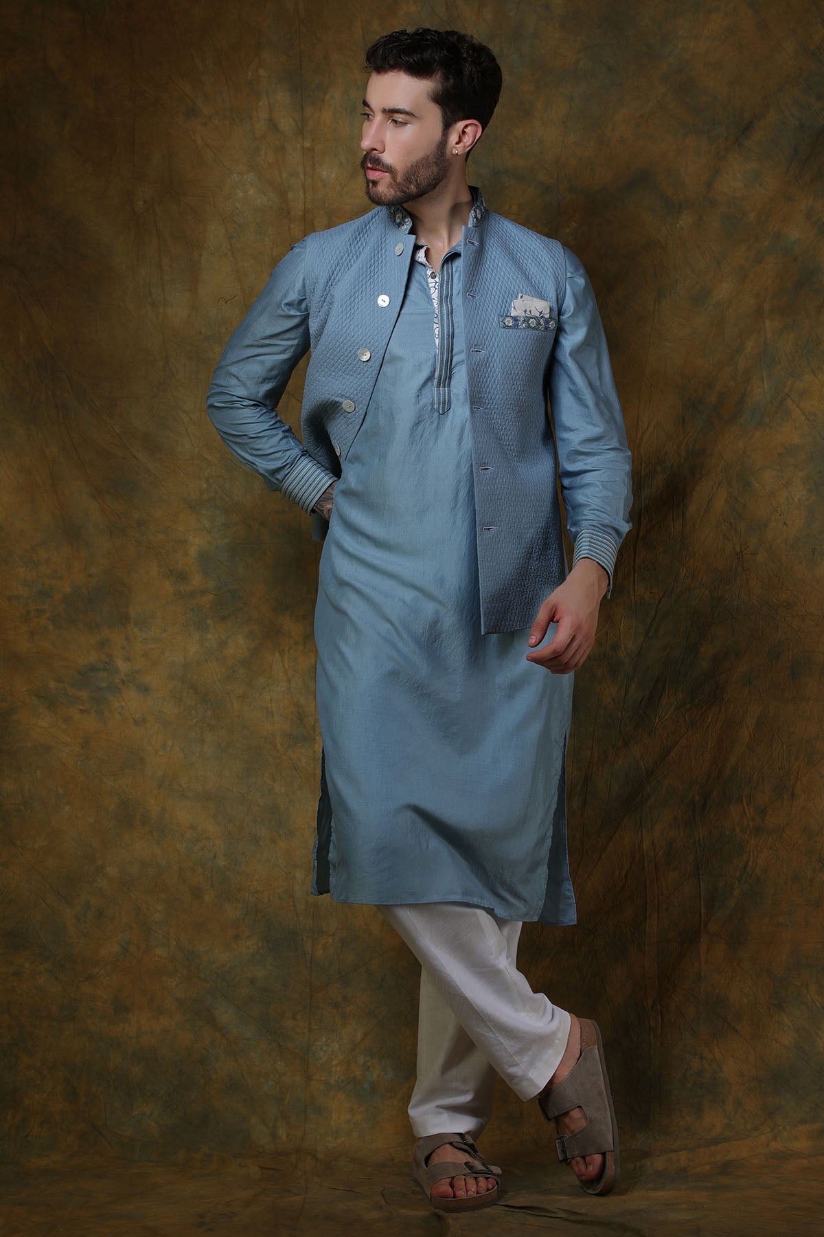 Greyish Blue Silk Quilted Bundi