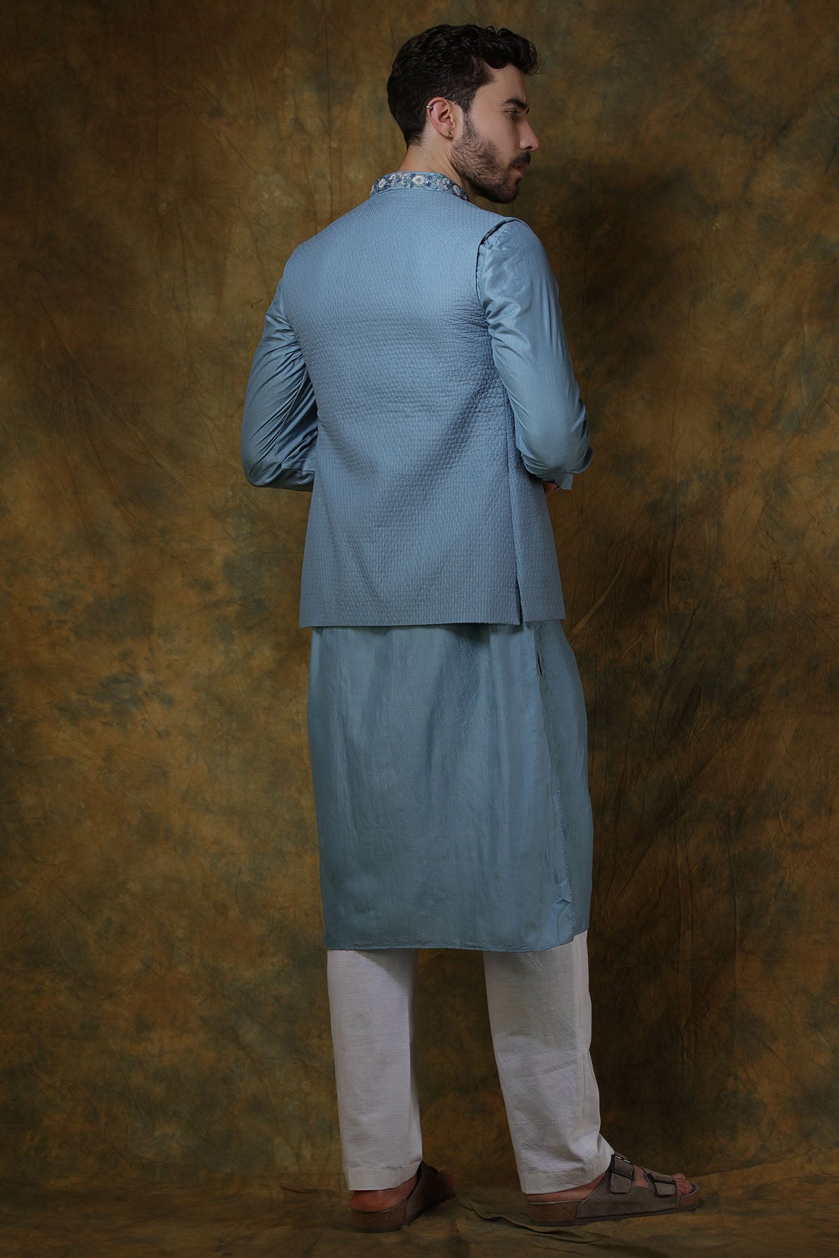 Greyish Blue Silk Quilted Bundi