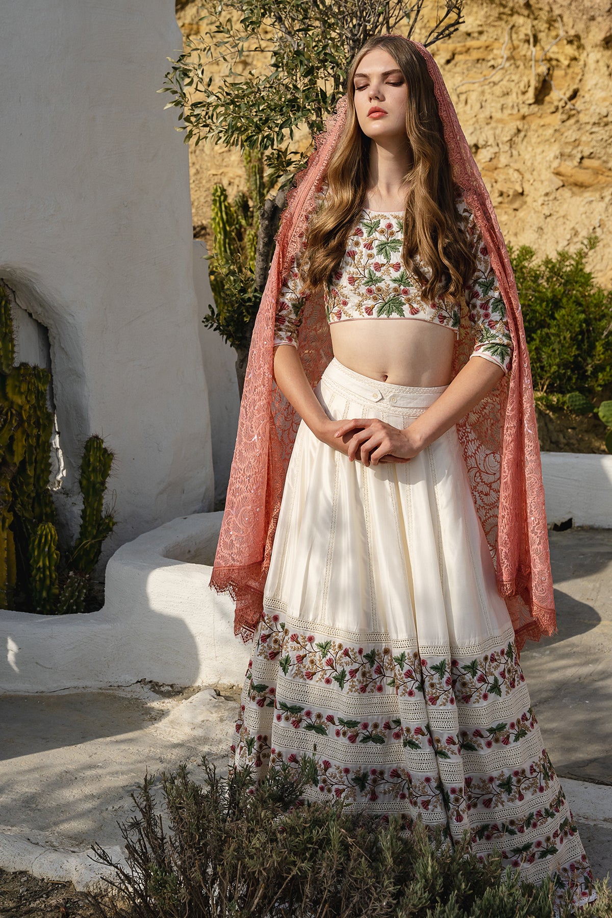 Bone Silk Set