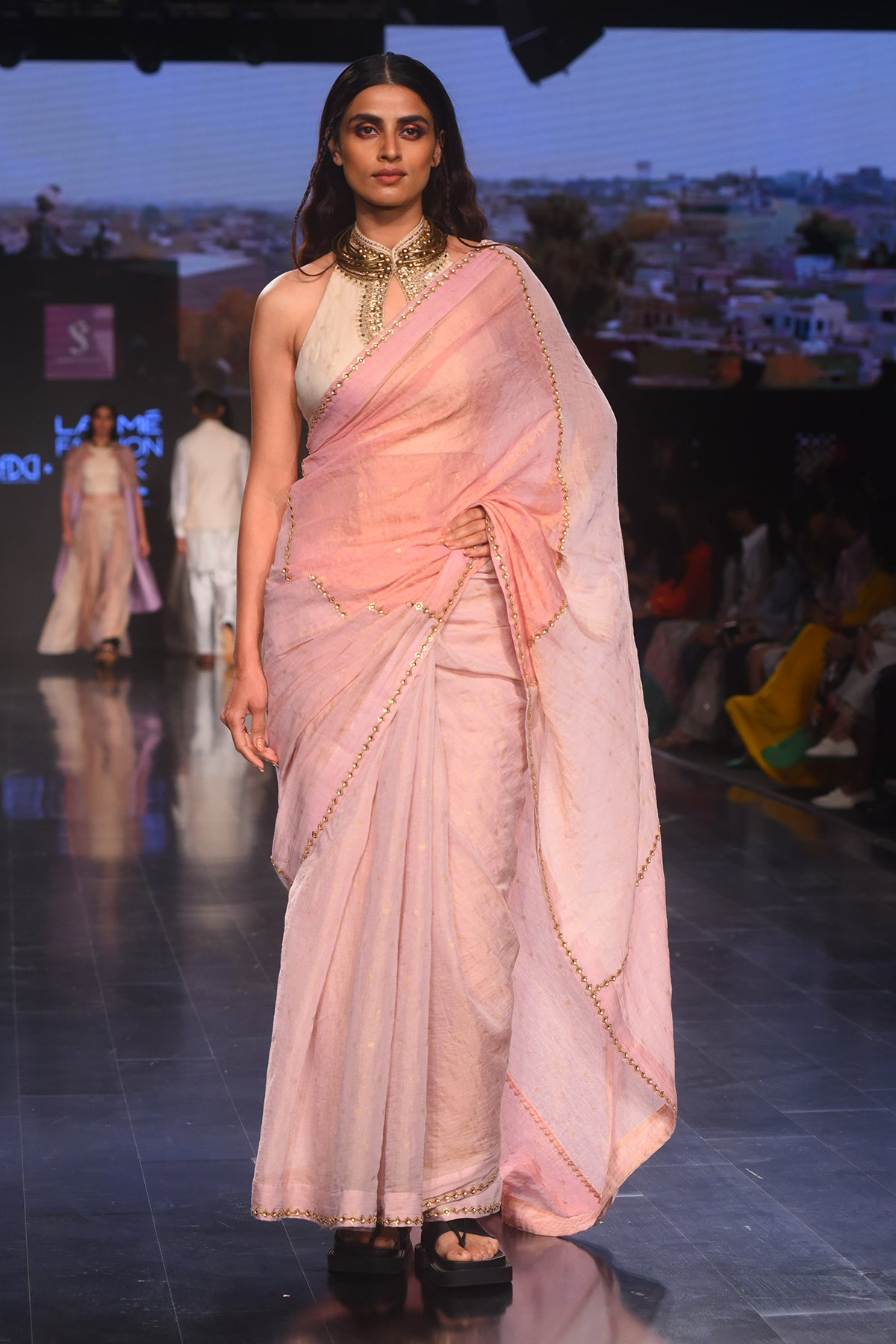 Pink Color Blocked Danka Saree With Halter Neck Katli Printed Danka Blouse