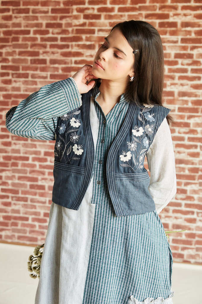 Grey embroidered waist coat