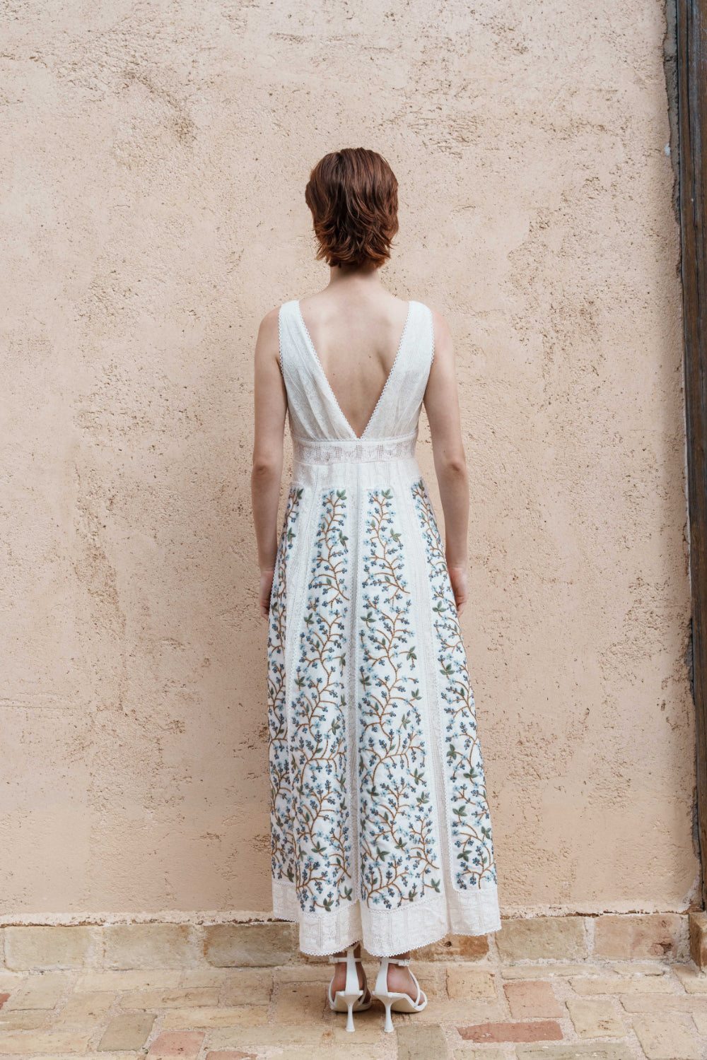 White lace embroidered midi dress