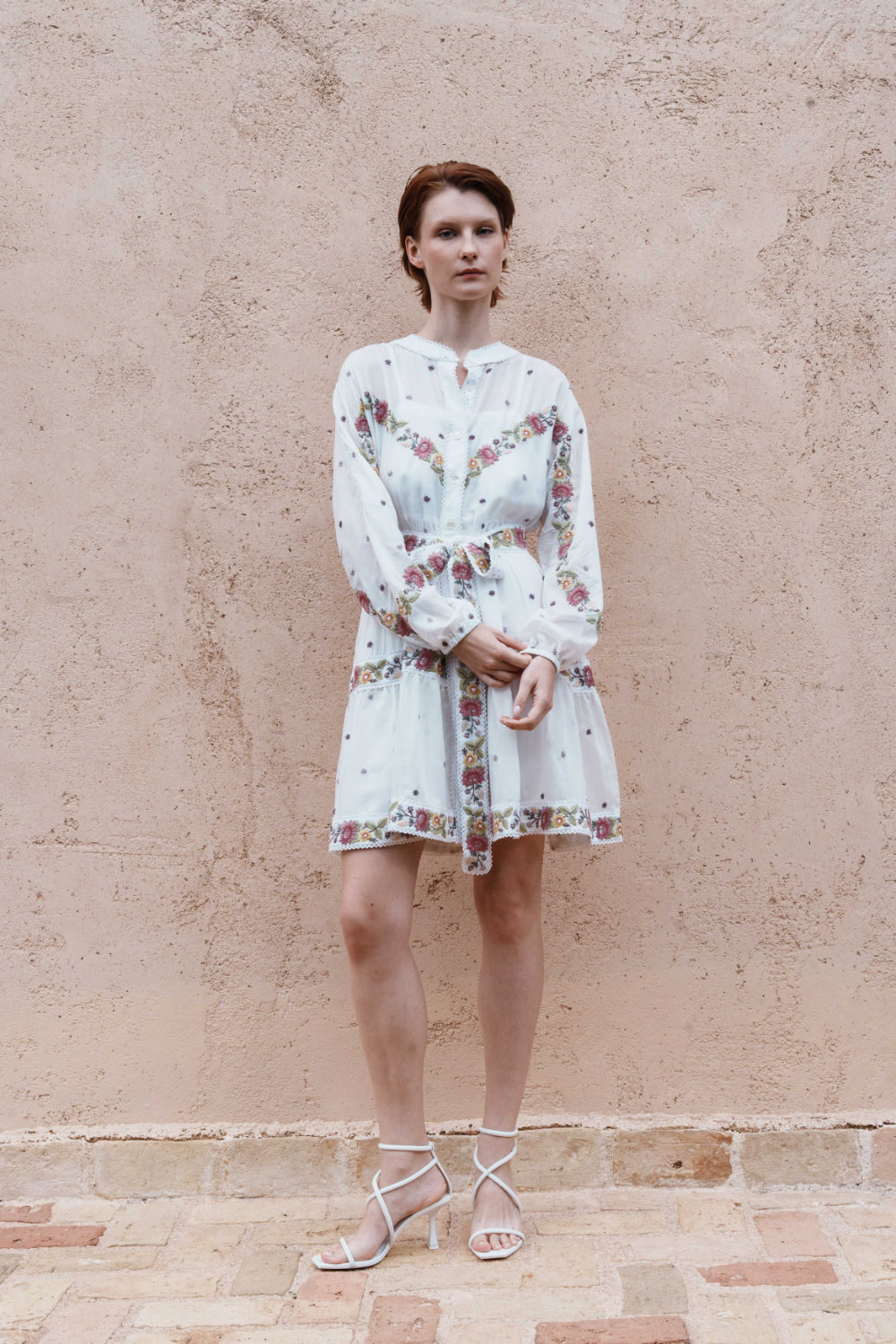 White mul floral embroidered tiered short dress