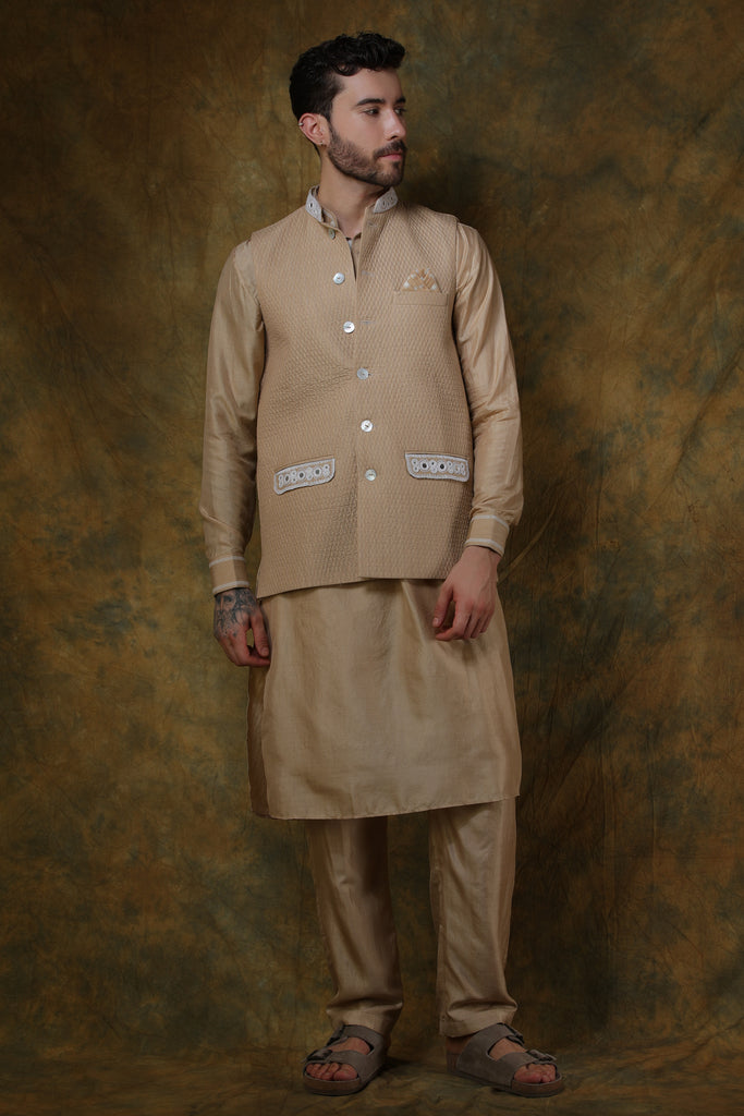 Beige silk men's quilted Bundi with mirror embroidery