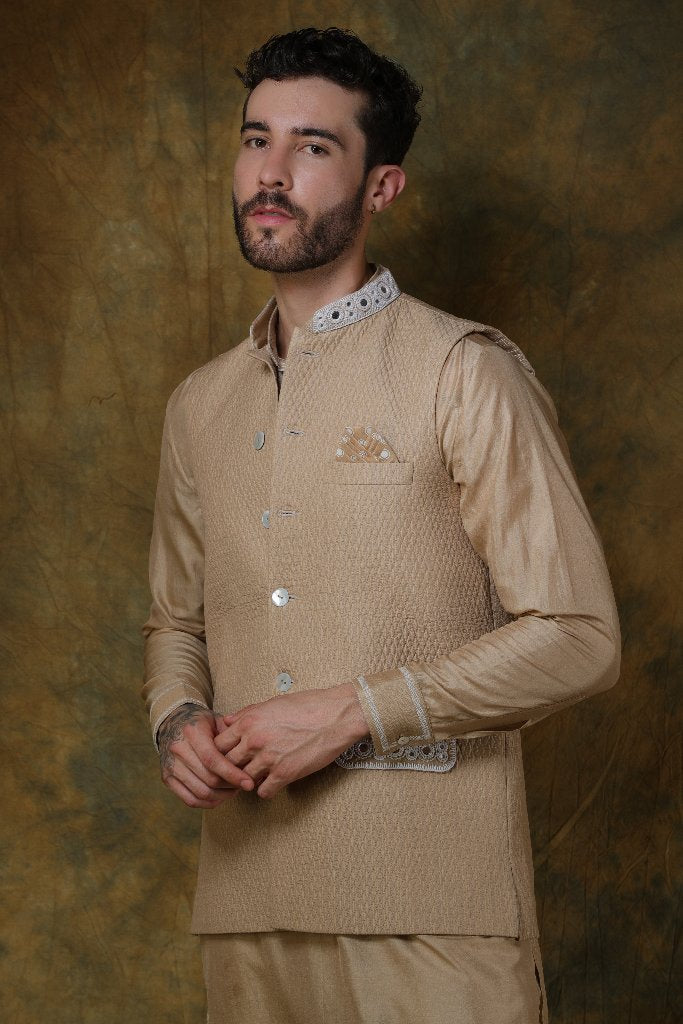 Beige silk men's quilted Bundi with mirror embroidery