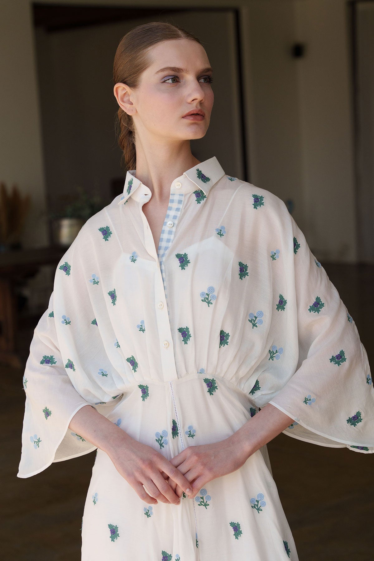 Ditsy embroidered Kimono