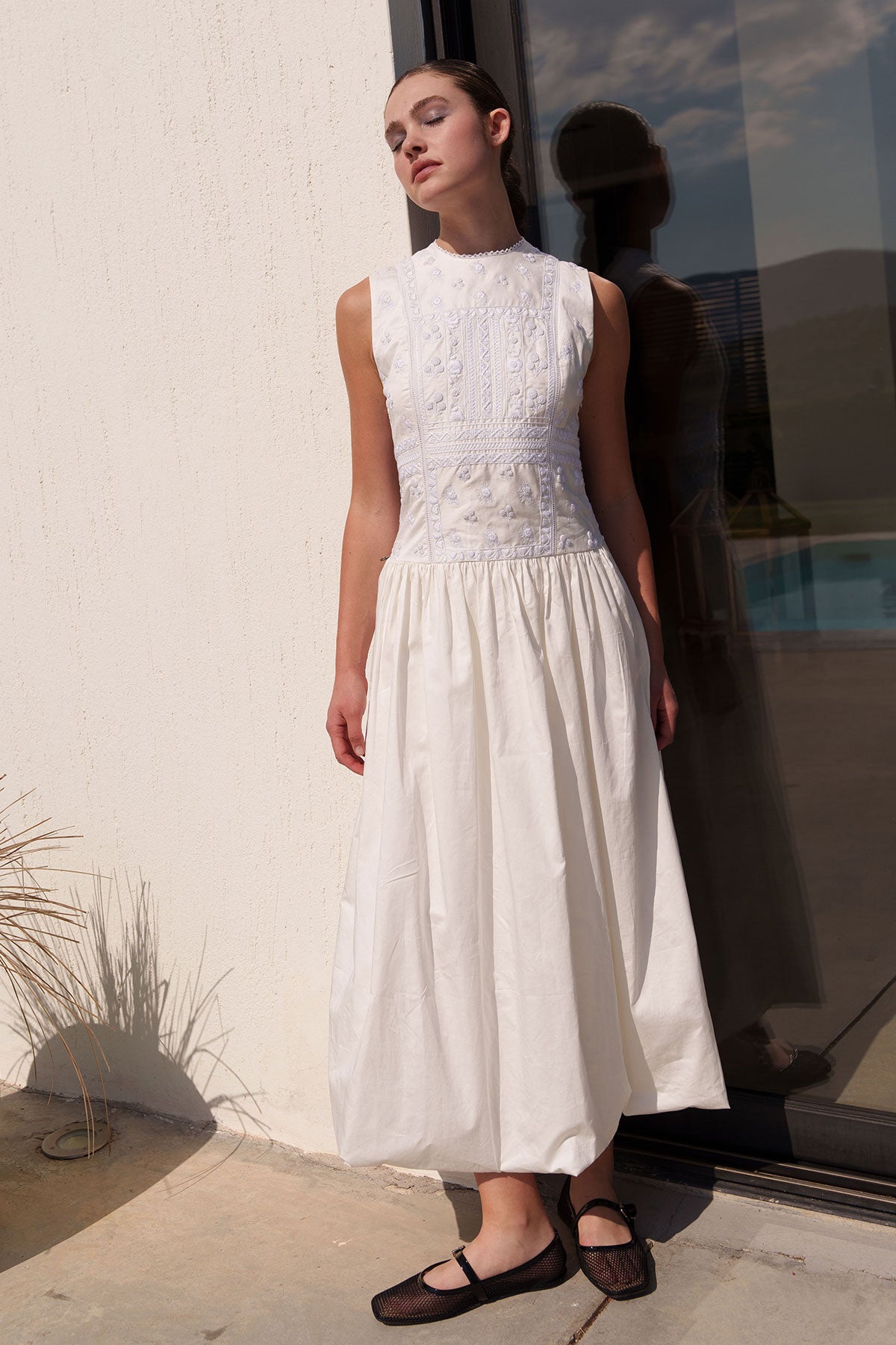 White embroidered bodice balloon hemline Midi