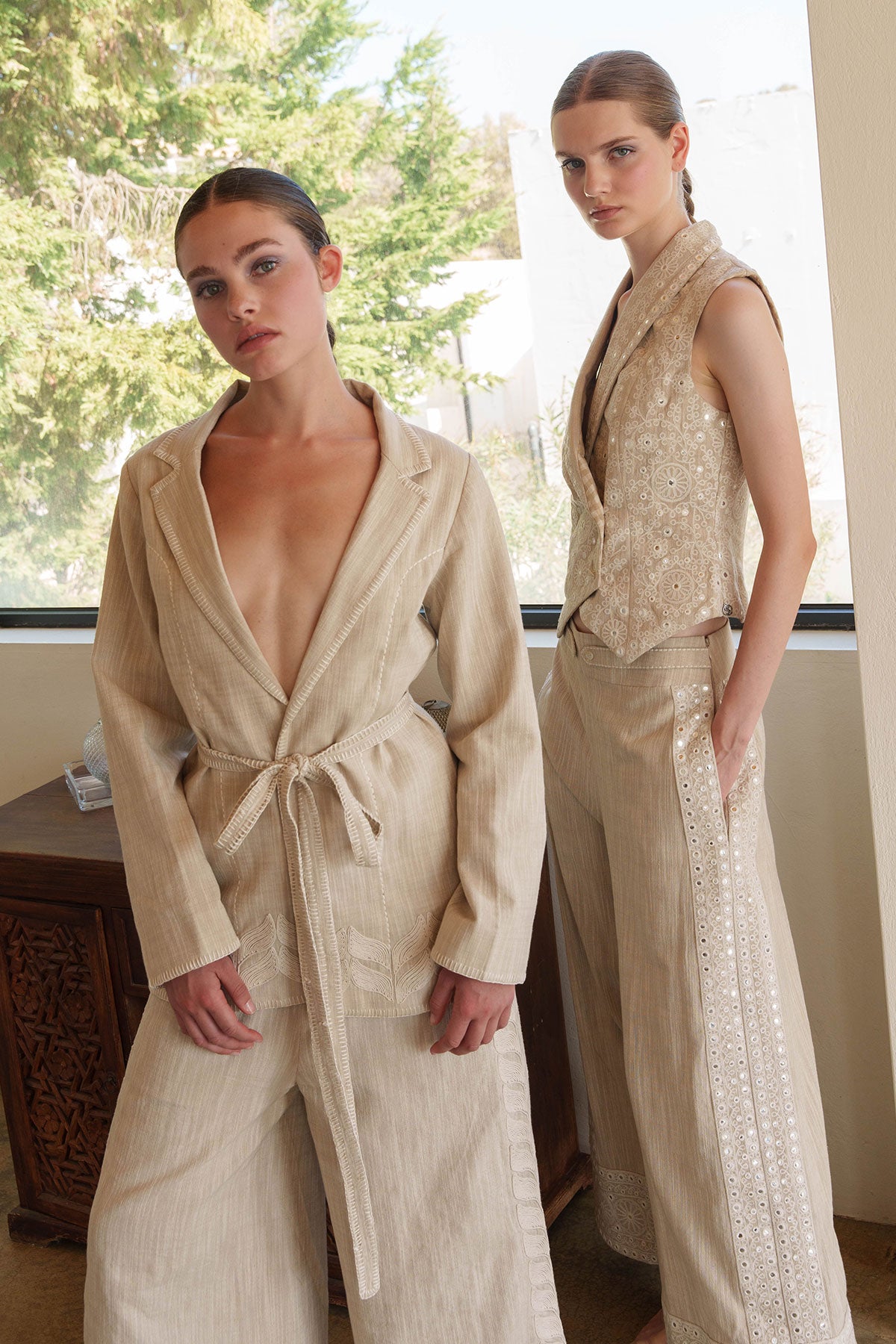 Beige cord embroidered pant suit