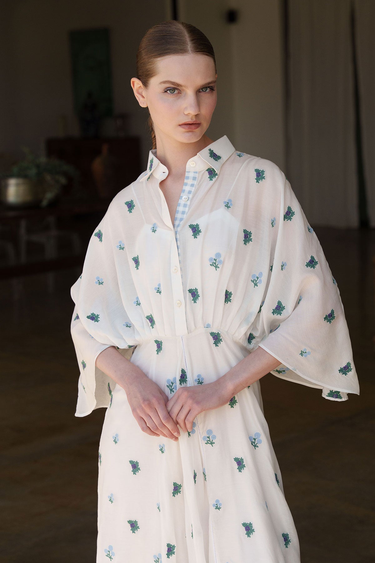 Ditsy embroidered Kimono