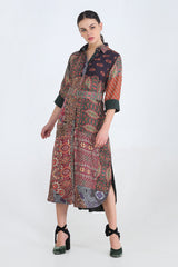 Fabric Spliced Heavy Muslin Front Open Reversible Shirt Dress With Printed Belt